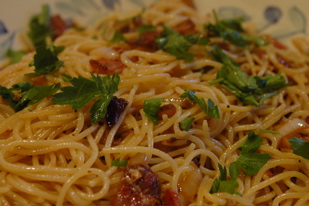 Spaghetti with Guanciale, Onions and Garlic