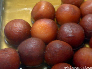 Spicy Adventure - Indian Sweets Gulab Jamun