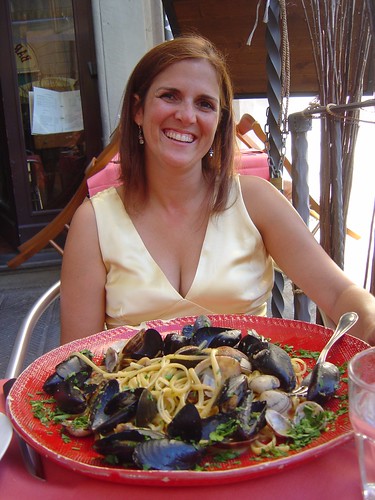 Michelle eating Linguini with Clams and Mussels